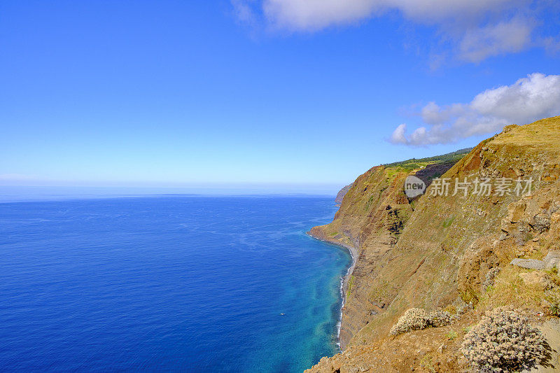 马德拉岛西海岸的Ponta do Pargo灯塔